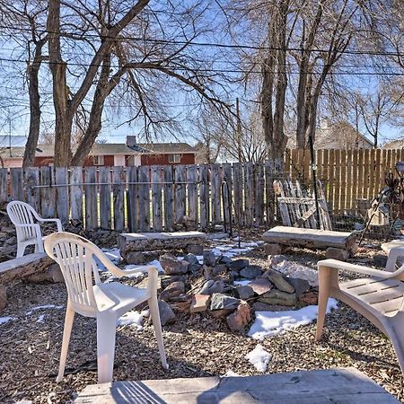 Cozy And Vintage Cedar City Apartment With Fire Pit! Extérieur photo