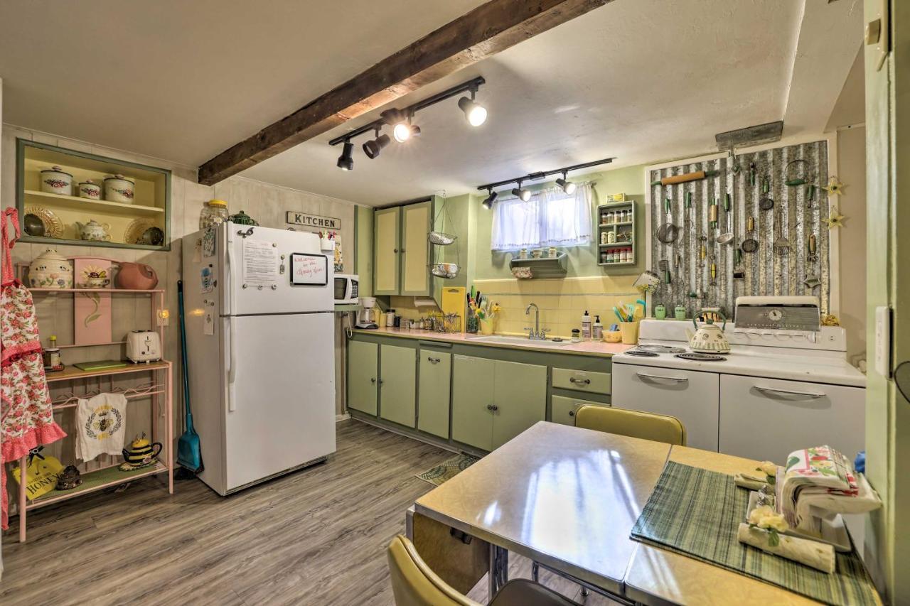 Cozy And Vintage Cedar City Apartment With Fire Pit! Extérieur photo